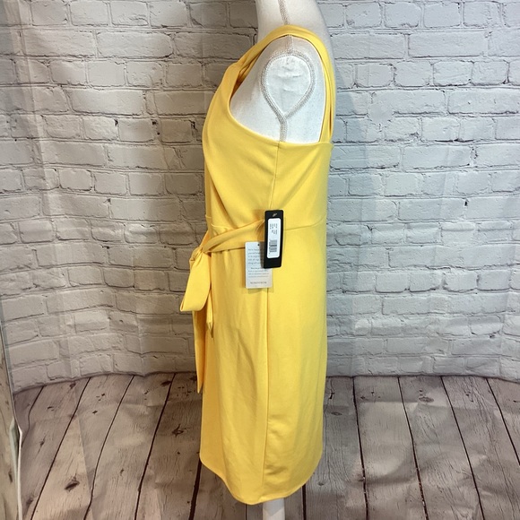BEBE CRISSCROSS HALTER BELTED DRESS LEMON YELLOW NWT SZ 8 - Picture 9 of 9